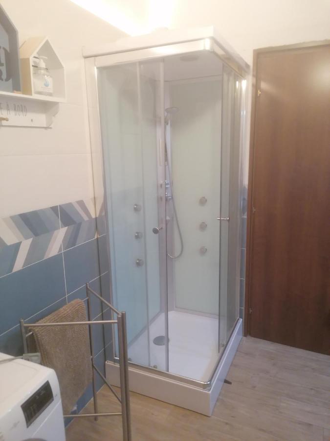 Emmanueli65 Fronte Clinica Per 5 Matrimoniale 2 Singoli 1 Divano Letto Plaisance Extérieur photo