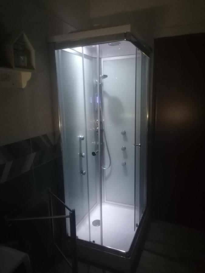 Emmanueli65 Fronte Clinica Per 5 Matrimoniale 2 Singoli 1 Divano Letto Plaisance Extérieur photo