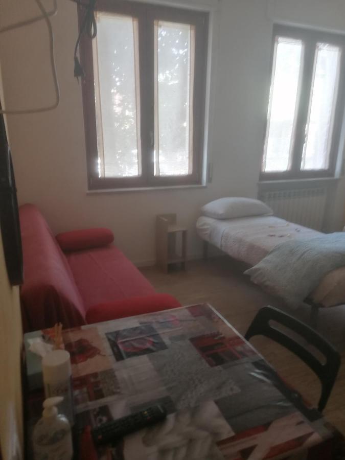 Emmanueli65 Fronte Clinica Per 5 Matrimoniale 2 Singoli 1 Divano Letto Plaisance Extérieur photo