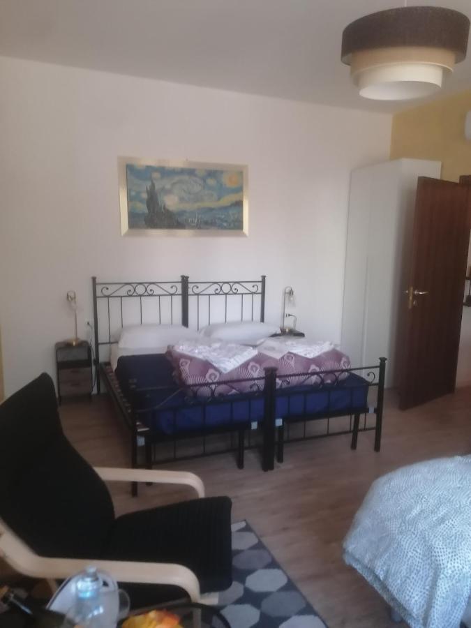 Emmanueli65 Fronte Clinica Per 5 Matrimoniale 2 Singoli 1 Divano Letto Plaisance Extérieur photo